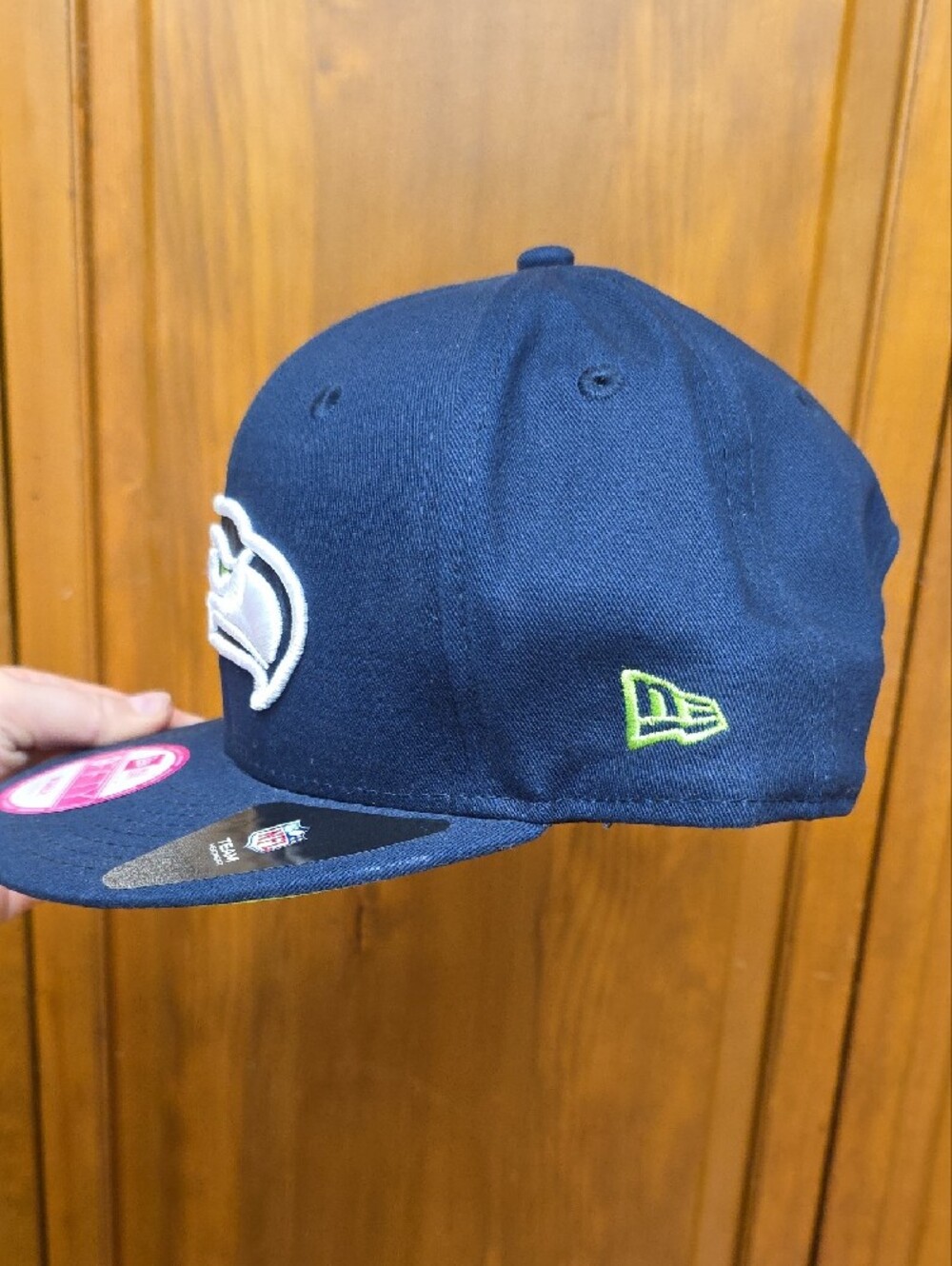 New Era Seattle Seahawks NFL Women’s 9FIFTY Snapback Hat Navy Blue - Picture 2 of 10